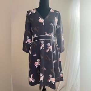 Banana Republic floral mini dress, worn once. Size 0